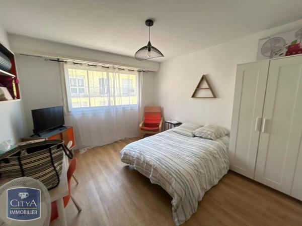 Appartement à louer 1 pièce 27.09m² Pau (64000)