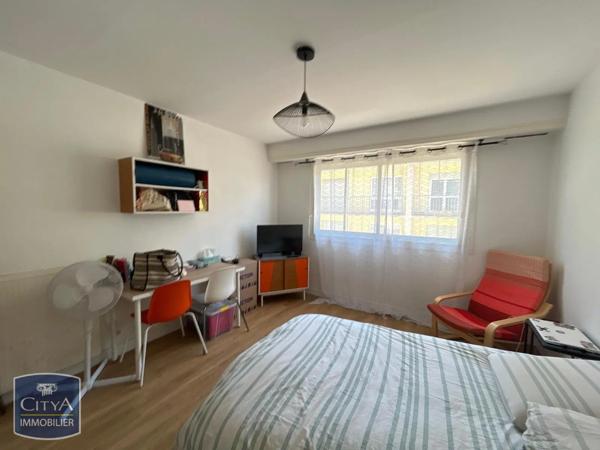 Appartement à louer 1 pièce 27.09m² Pau (64000)
