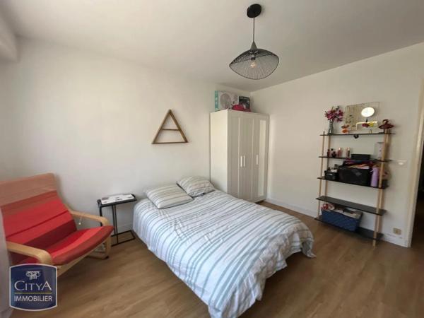 Appartement à louer 1 pièce 27.09m² Pau (64000)