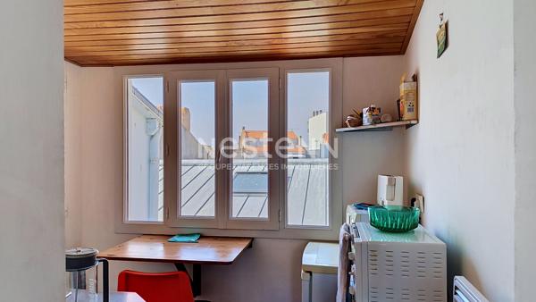 Appartement 2 pièces à vendre au centre-ville des Sables d'Olonne plage commerces à pied