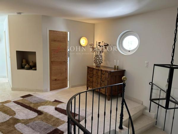 DROME PROVENÇALE – EXCEPTIONNEL MAS EN PIERRE RÉNOVÉ