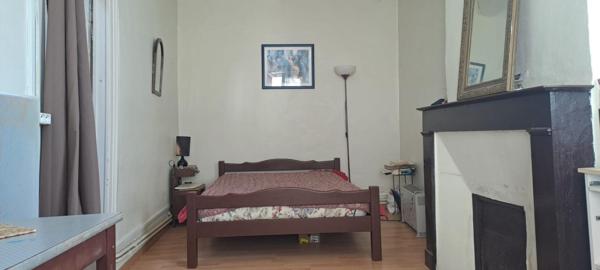 Immeuble à rénover en centre-ville à Fresnay-sur-Sarthe