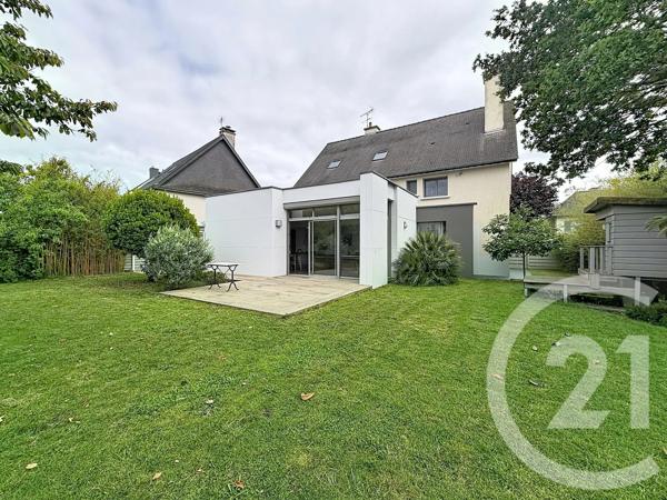 Maison à vendre  8 pièces - 242,96 m 2   ST ERBLON  - 35