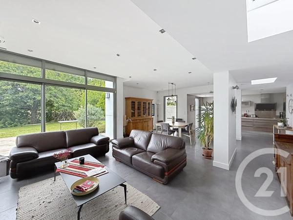 Maison à vendre  8 pièces - 242,96 m 2   ST ERBLON  - 35
