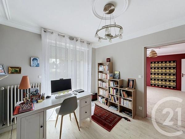 Maison à vendre  8 pièces - 242,96 m 2   ST ERBLON  - 35