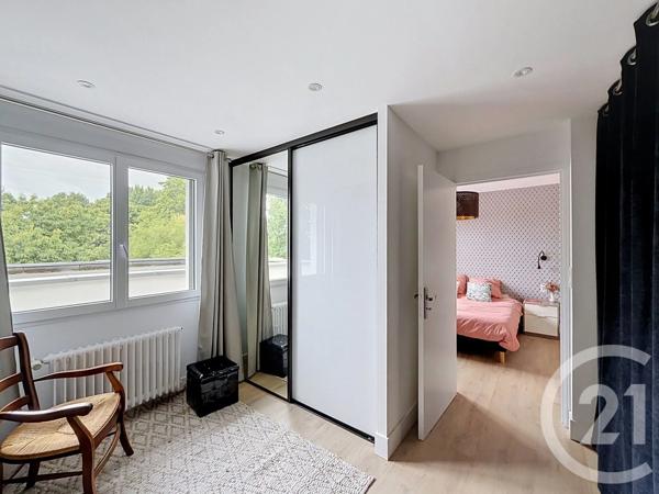 Maison à vendre  8 pièces - 242,96 m 2   ST ERBLON  - 35