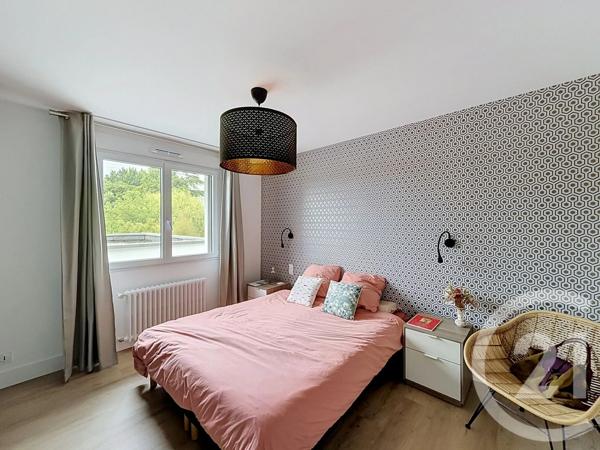 Maison à vendre  8 pièces - 242,96 m 2   ST ERBLON  - 35
