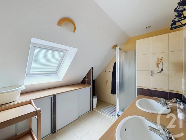 Maison à vendre  8 pièces - 242,96 m 2   ST ERBLON  - 35