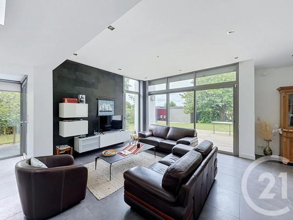 Maison à vendre  8 pièces - 242,96 m 2   ST ERBLON  - 35