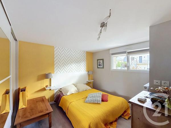 Maison à vendre  8 pièces - 242,96 m 2   ST ERBLON  - 35