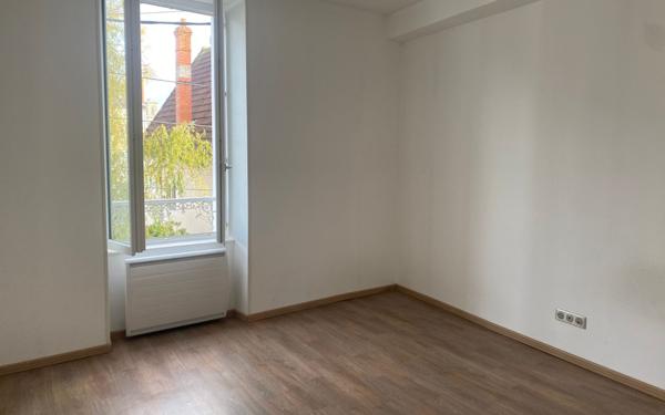 Appartement à louer    3 pièces •  Nevers