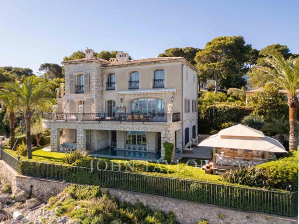 Cap d'Antibes | Belle propriété pieds dans l'eau