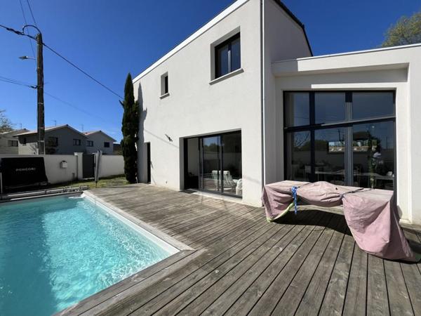 Maison à vendre |  Mérignac |  6 pièces | 126 m²