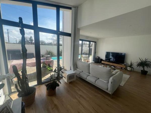 Maison à vendre 599 900 € Mérignac 6 p 126 m² DPE A