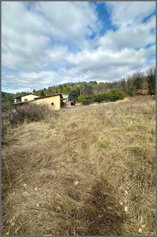 Grange /Batiment + Terrain constructible 1260m2