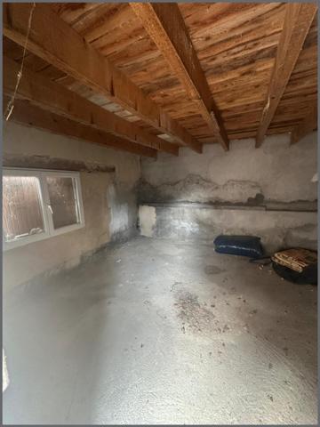 Grange /Batiment + Terrain constructible 1260m2