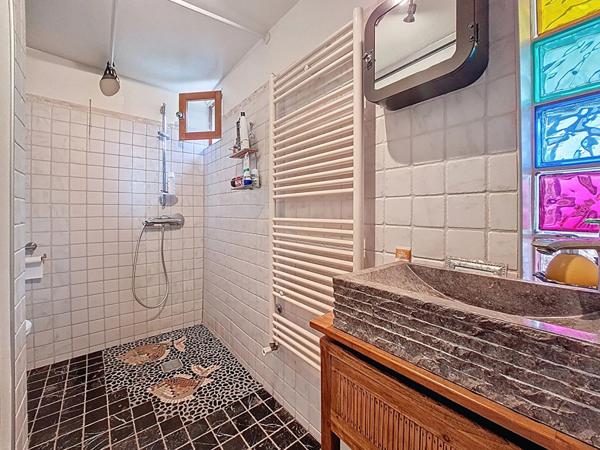 ORLEANS - MAISON ANNEES 30 - 130M2 au sol - 5 CHAMBRES - DOUBLE GARAGE - STUDIO INDEPENDANT louable - JARDIN ARBORE