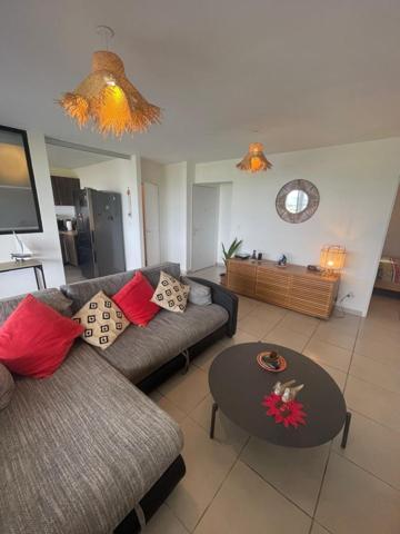 Appartement de standing T4 vue mer à Anse Mitan