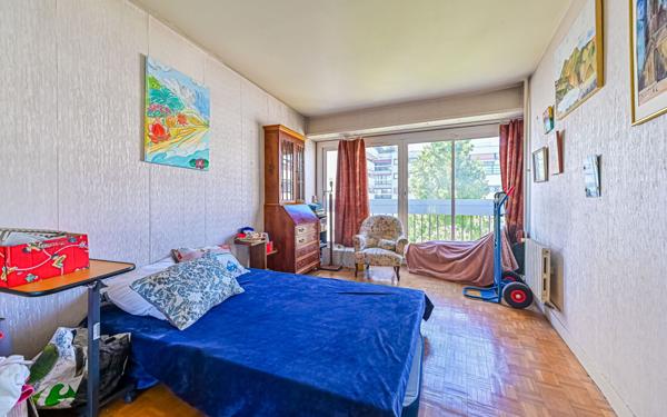 Appartement à vendre    3 pièces •  Paris 11