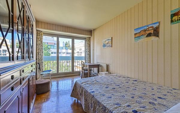 Appartement à vendre    3 pièces •  Paris 11