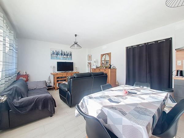 Appartement 2 pièces à vendre à La Rochelle - Bon état, proche commodités