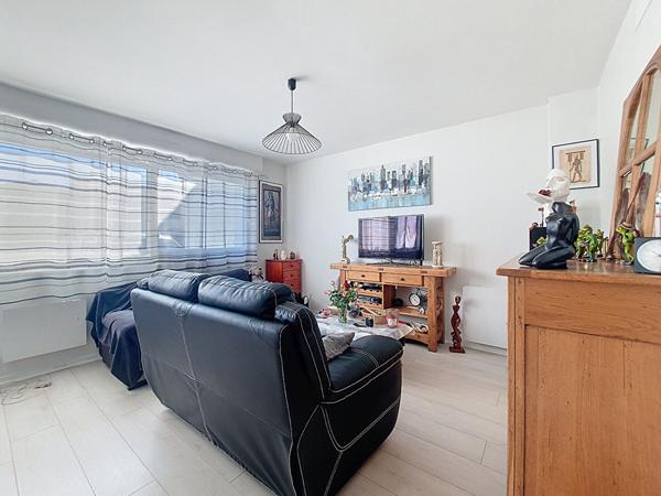 Appartement 2 pièces à vendre à La Rochelle - Bon état, proche commodités