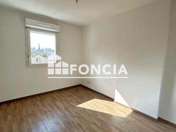 Location Appartement 2 pièces 43.5 m² - 1-3 ALLEE DES ETANGS ST PIERRE Thionville 57100