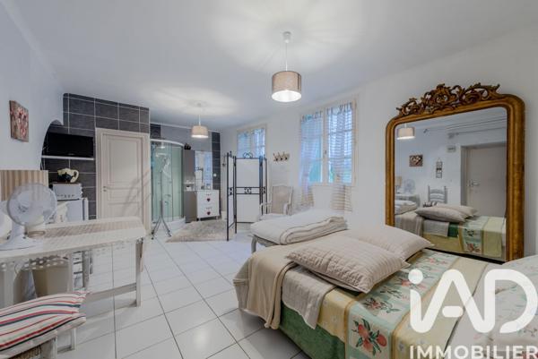 Maison à vendre 26 pièces 366 m² Rivesaltes