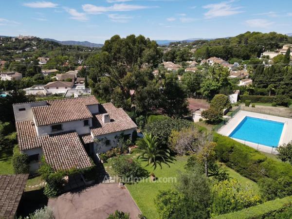 Vente Maison 7 pièces 199 m2 à Mougins