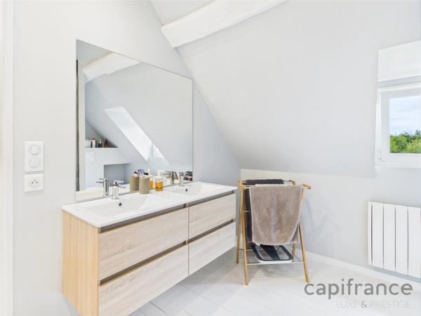 Élégante Maison Normande avec Maison d’Amis, sur les hauteurs de Honfleur