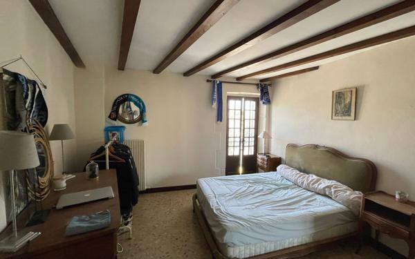 Maison à vendre    4 pièces •  Saint-Rémy-de-Provence