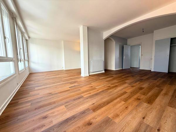 LORIENT CENTRE-VILLE - APPARTEMENT 110 M² - 3 CHAMBRES - EXPOSITION SUD , Lorient
