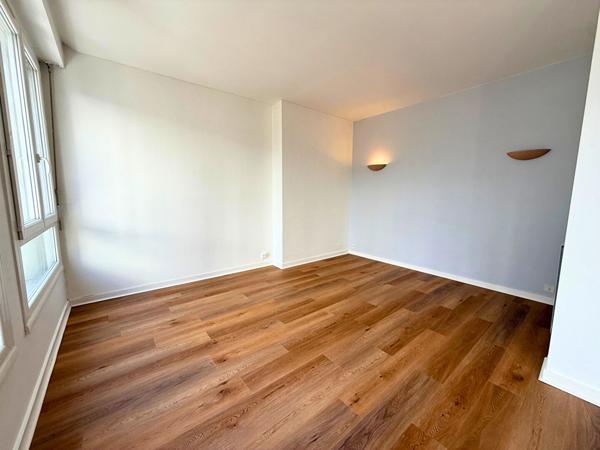 LORIENT CENTRE-VILLE - APPARTEMENT 110 M² - 3 CHAMBRES - EXPOSITION SUD , Lorient
