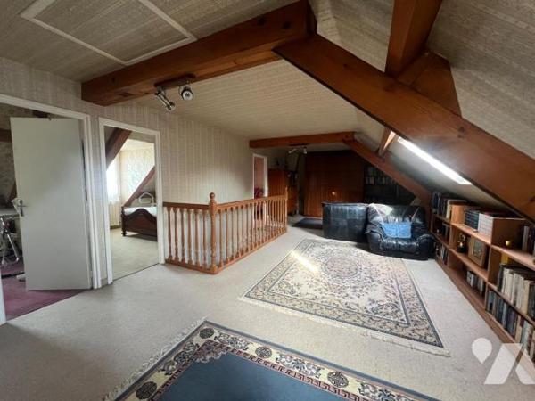 A VENDRE - ST MARC SUR MER - PROCHE PLAGES ET CENTRE - MAISON SUR GRANDE PARCELLE 
Dans secteu...