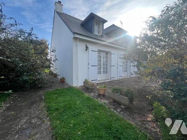 A VENDRE - ST MARC SUR MER - PROCHE PLAGES ET CENTRE - MAISON SUR GRANDE PARCELLE 
Dans secteu...