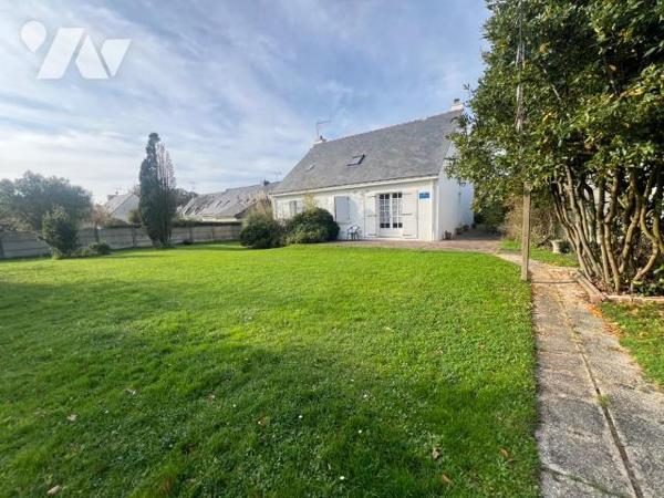 A VENDRE - ST MARC SUR MER - PROCHE PLAGES ET CENTRE - MAISON SUR GRANDE PARCELLE 
Dans secteu...