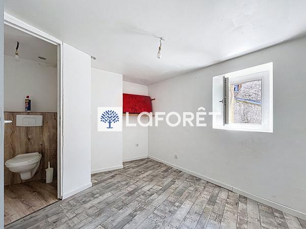 Achat maison près de NUEIL LES AUBIERS - 3 pièce(s) - 74 m² - 62 640 €