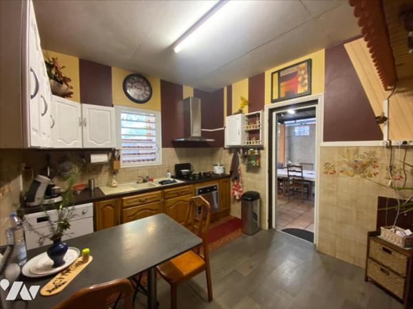 Etang Salé Les Hauts villa F5/6 avec piscine