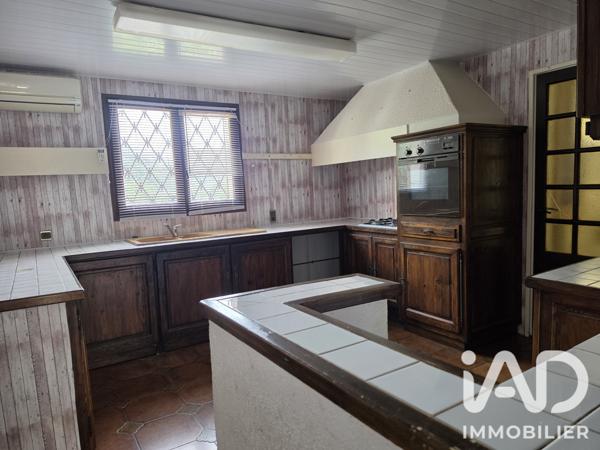 Maison à vendre 10 pièces 200 m² Corsavy