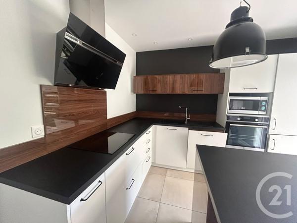 Maison à vendre  5 pièces - 107 m 2   PAU  - 64