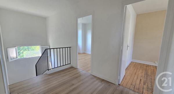 Maison à vendre  5 pièces - 107 m 2   PAU  - 64