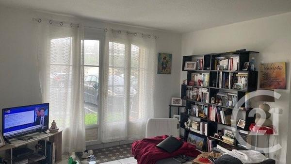 Appartement à vendre  3 pièces - 53 m 2   LA REOLE  - 33