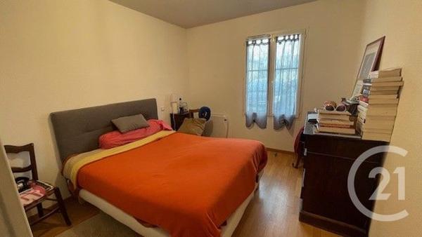 Appartement à vendre  3 pièces - 53 m 2   LA REOLE  - 33