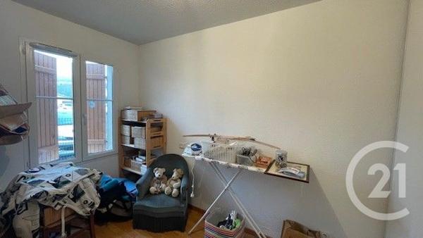 Appartement à vendre  3 pièces - 53 m 2   LA REOLE  - 33