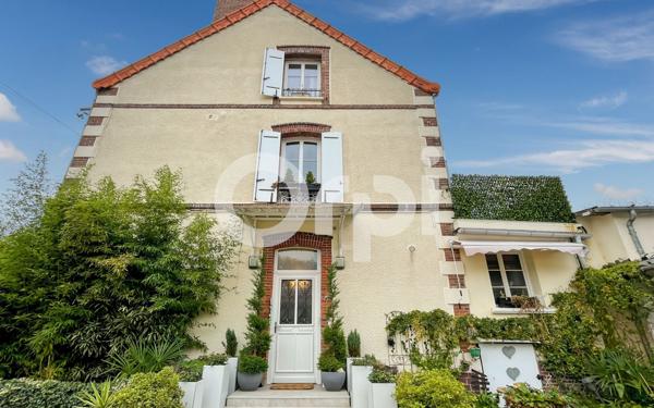 Maison à vendre    4 pièces •  Ivry-la-Bataille