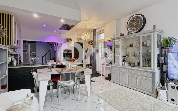 Maison à vendre    4 pièces •  Ivry-la-Bataille