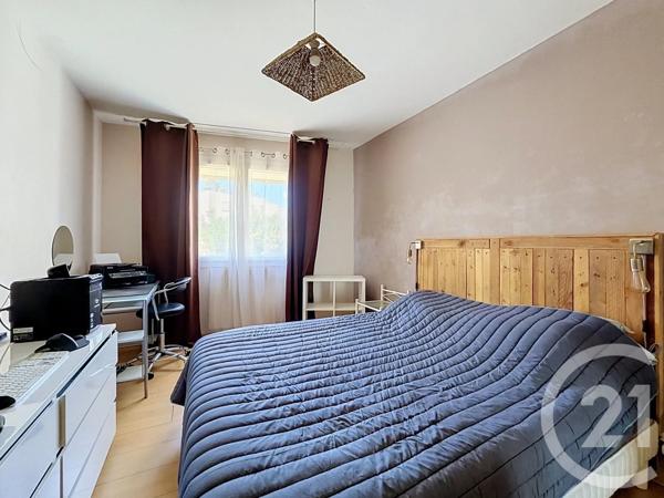 Appartement F3 à vendre  3 pièces - 66,25 m 2   AJACCIO  - 201