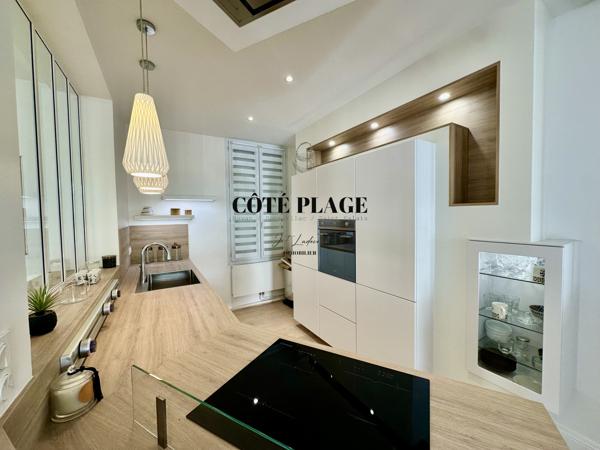 ROYAN CENTRE VILLE SUPERBE APPARTEMENT AU PRIX DE 472 500 €