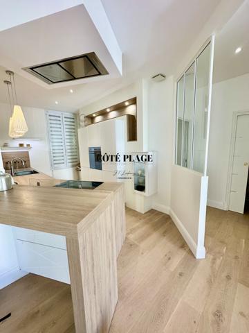 ROYAN CENTRE VILLE SUPERBE APPARTEMENT AU PRIX DE 472 500 €