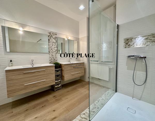 ROYAN CENTRE VILLE SUPERBE APPARTEMENT AU PRIX DE 472 500 €